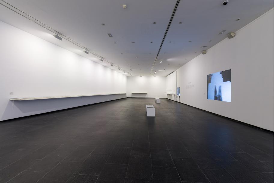 Exposición Allan Kaprow en el CA2M, 2017. Foto: Andrés Arranz